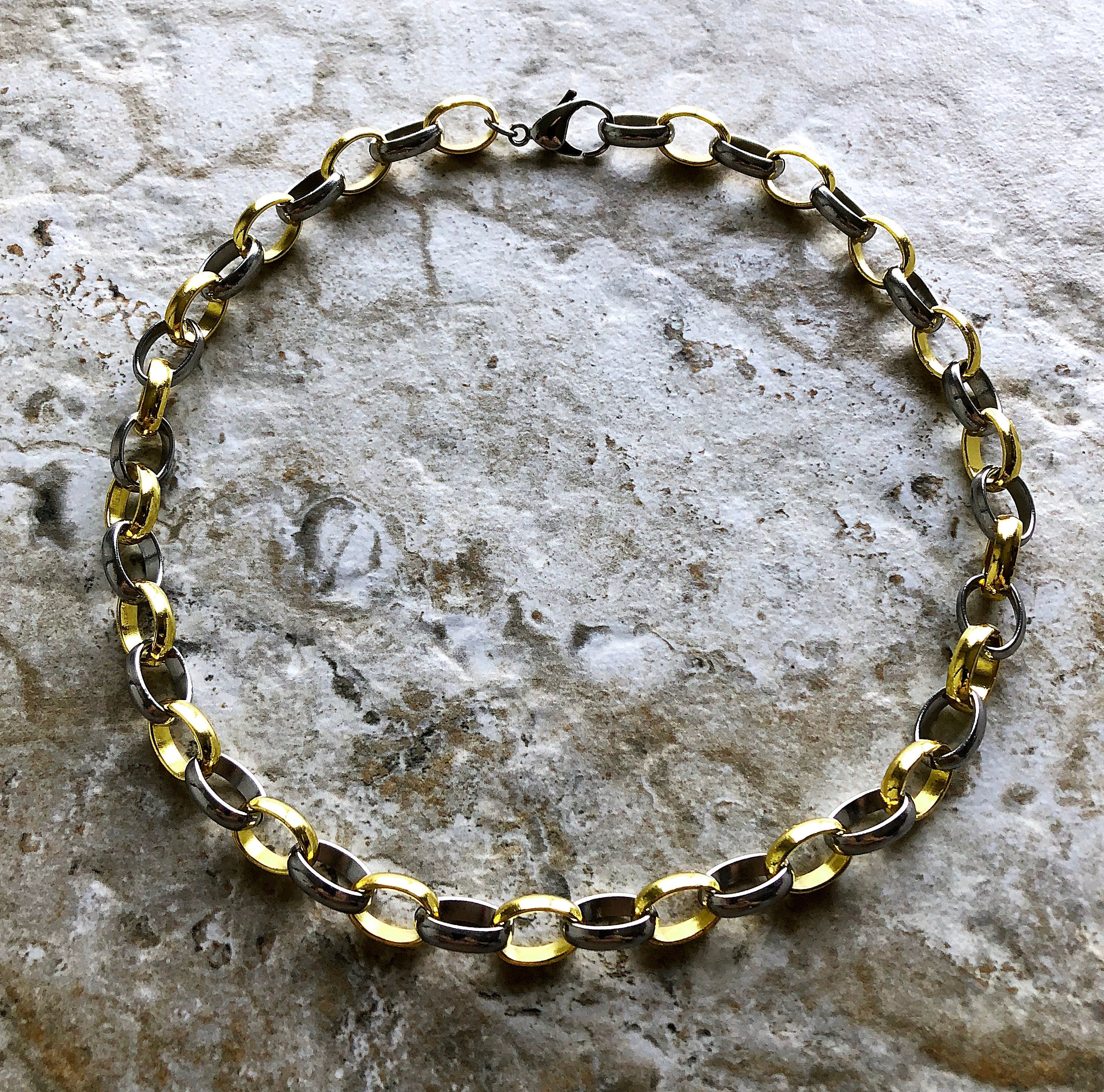 10mm Width Gold and Silver Shiny Stainless Steel Chains Bracelet Elipse Links Customisable Size Unisex Jewelry Tarnish Resistant Very Strong